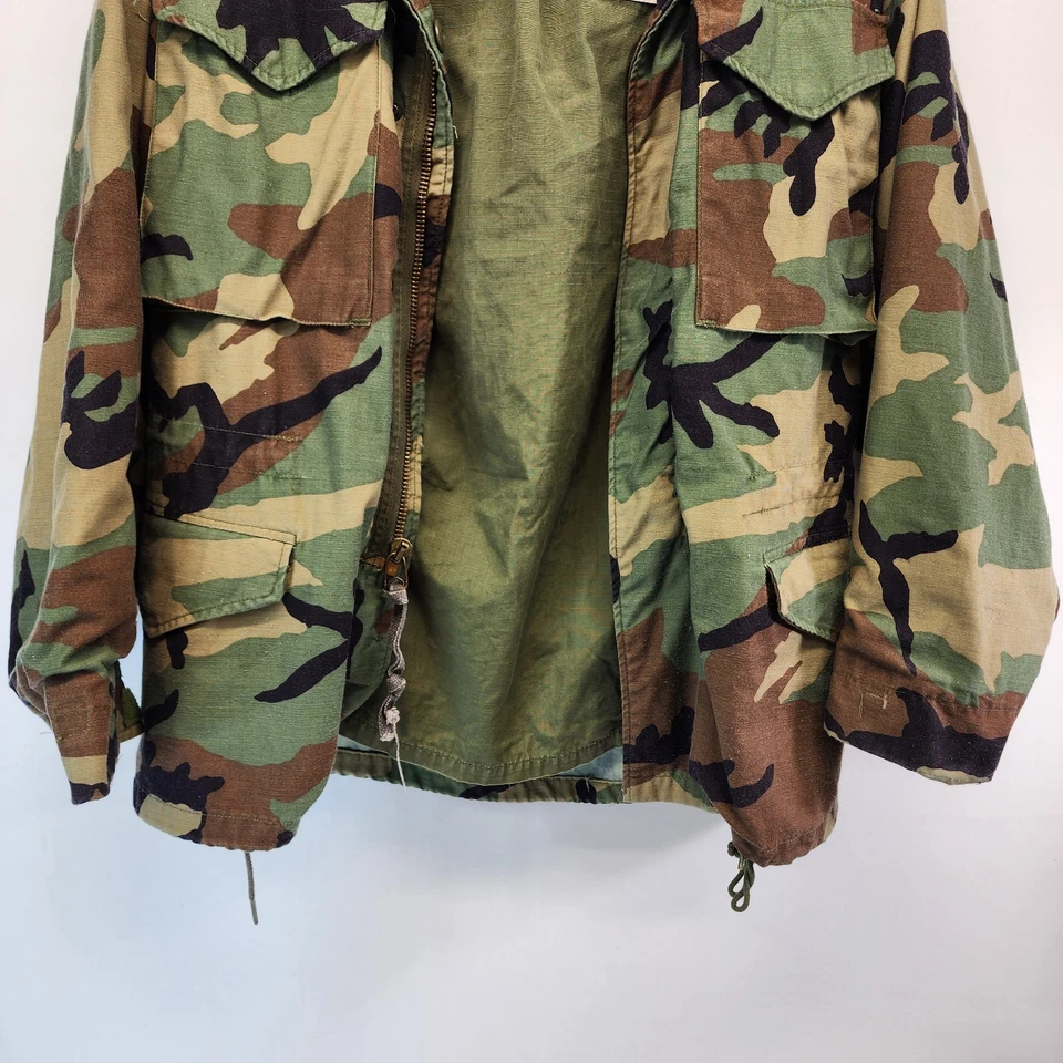 复古 Alpha Industries 冷天气野战夹克军用 M65 迷彩小号 — 第 3/4 张图片