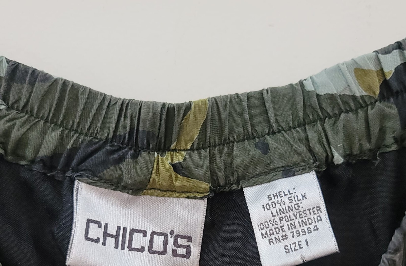 Chico's Silk Camo Leaf Broomstick Gypsy Boho Long Full Maxi Skirt Elastic Size 1 image 9