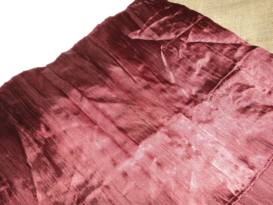 FALDA DE CAMA CROSCILL PLISADA ARRUGADA PREMIER MERLOT ROJA KING ESQUINA DIVIDIDA 14" CAÍDA Foto 4 de 4