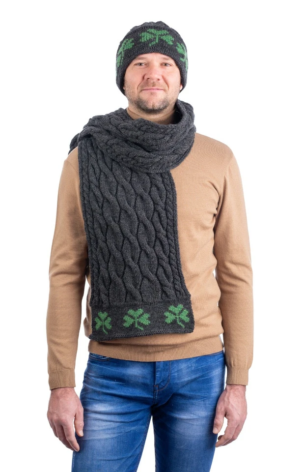 Bufanda tejida SAOL Aran bufanda tejida con cable con patrón de trébol 100 % lana merino Foto 2 de 4