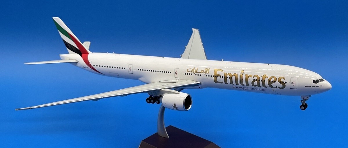 Gemini Jets Emirates Boeing 777-300ER 1:200 G2UAE387. Gemini Jets