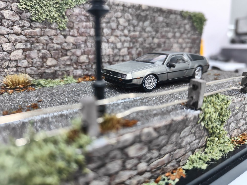 MJ 1/64 DMC-12 DeLorean Back To The Future Time Machine Diecast