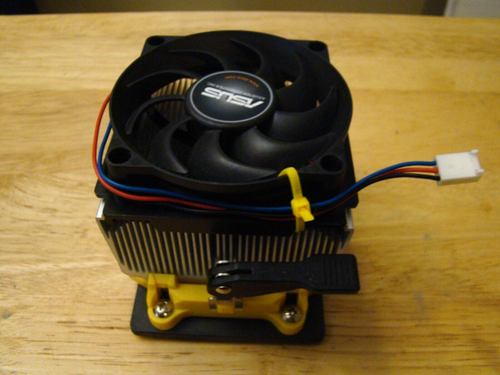 ASUS 13G075135060H2 Desktop CPU Fan Heatsink/Socket 939/754/AM2/940/Extra fan 3P - Picture 2 of 7
