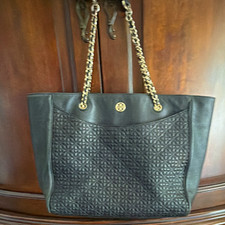 Tory Burch Bryant E/W Black Shoulder Bag Embossed Logo Chain Strap Gold Hardware
