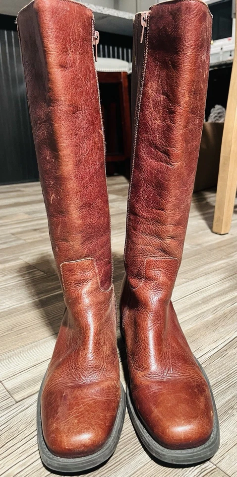 VINTAGE NICHOLE LEATHER RIDING BOOTS WOMENS 8.5 - Image 2 of 4