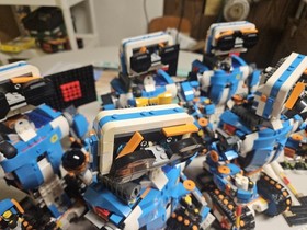 LEGO Boost Creative Toolbox Robot Set Of 5 All Working w Accessories Pictured