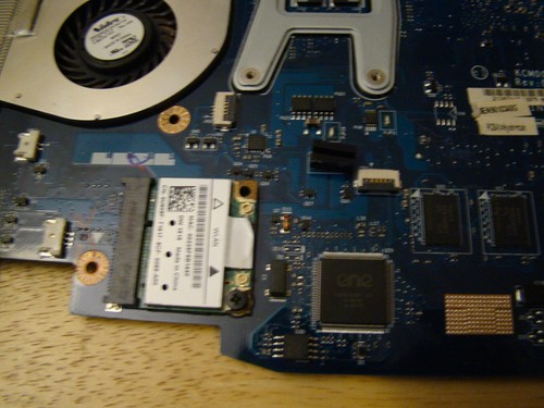 Dell Studio 14" 1440-PP40L/Intel Motheboard LA-4631P/T7250/2gb/Heatsink fan/wifi - Picture 5 of 8