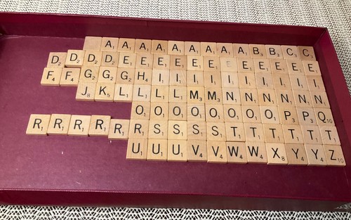 Vintage Selchow & Righter Scrabble Board Game Copyright 1948 - Fair Condition - Picture 2 of 20