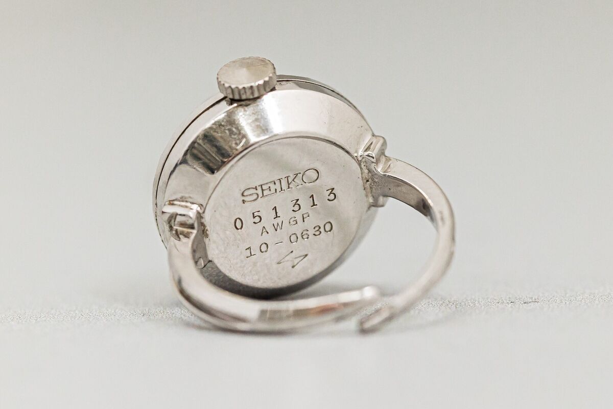 NEAR MINT* Vintage SEIKO Ring Watch 10-0630 Hand Winding NEAR MINT* Vintage SEIKO Ring Watch 10-0630 Hand Winding
