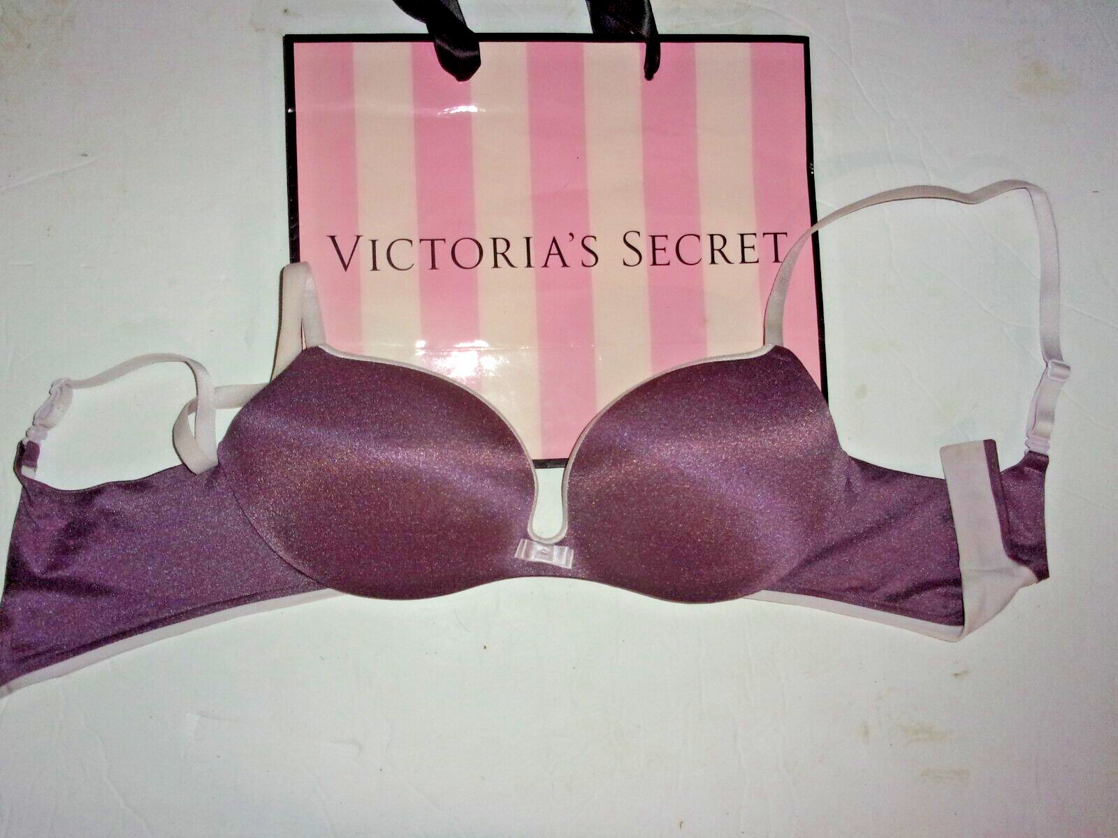 Victoria's Secret lined demi bra 32D