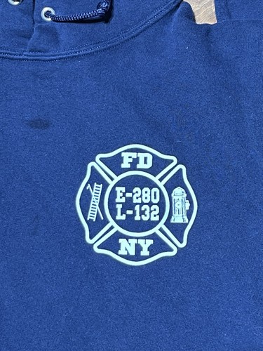 FDNY In The Eye Of The Storm Hoodie Men S Blue Pullover @N8 - Picture 6 of 7