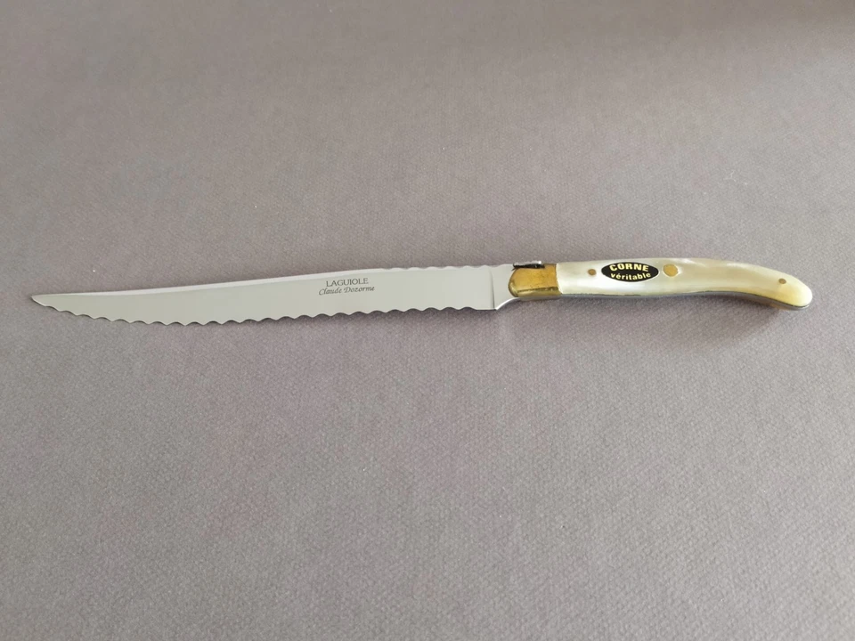 LAGUIOLE CLAUDE DOZORME COUTEAU A VIANDE EN CORNE VERITABLE COFFRET BOIS - Photo 2/4