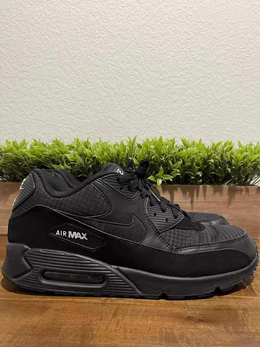 Nike Air Max 90 Essential