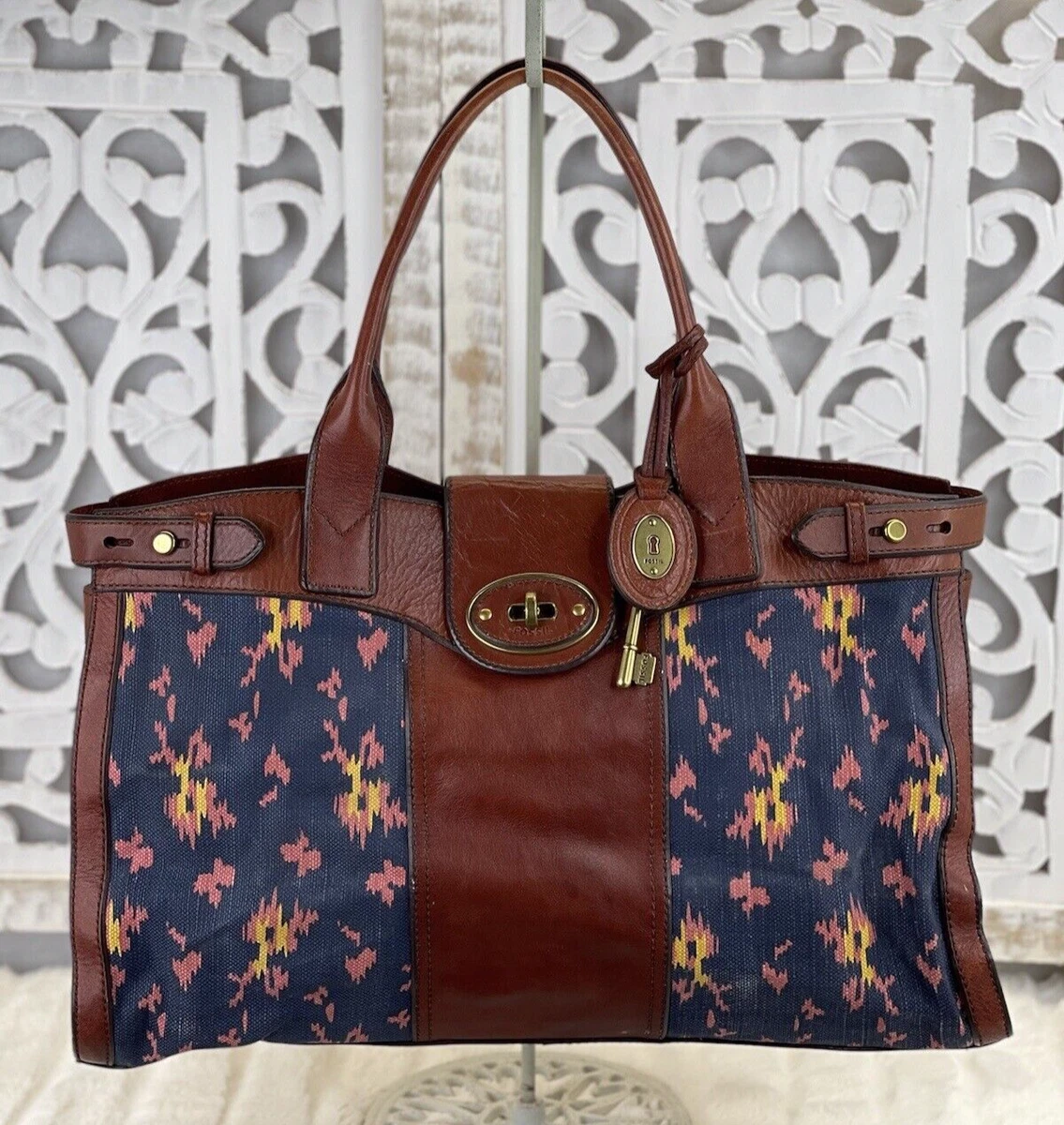 Fossil vintage reissue weekender hotsell bag