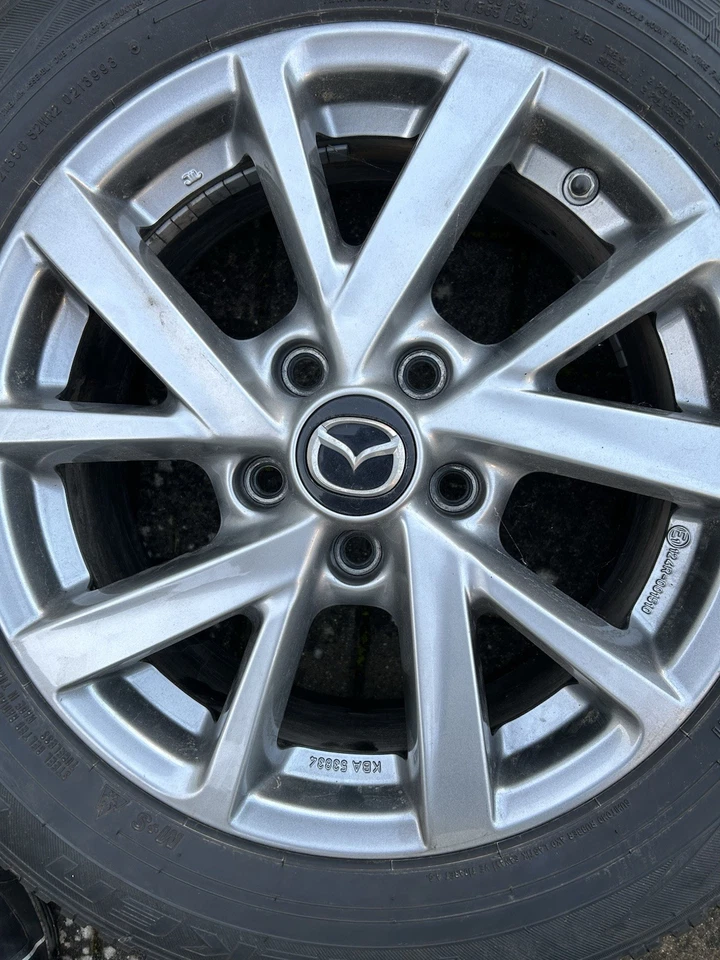 Winterkompletträder Mazda 3 (BP) – 205/60 R16 96H – Alufelgen – guter Zustand - Bild 3 von 4