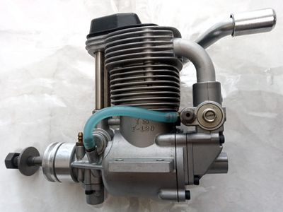 ラジコンエンジンYS120 YS F-120 Engine 4-Stroke 1.20-Size R/C Airplane Engine Mint | eBay