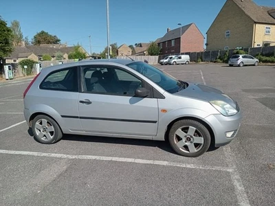 Ford Fiesta ZETEC   1.4     3 Dr - Image 1 of 4