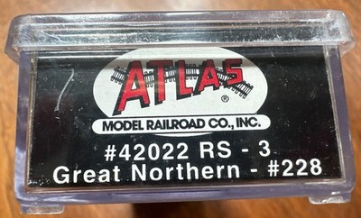 南コーカサス鉄道 グッズ Atlas Classic N Scale Loco #42022 RS-3 Great Northern #228 Tested