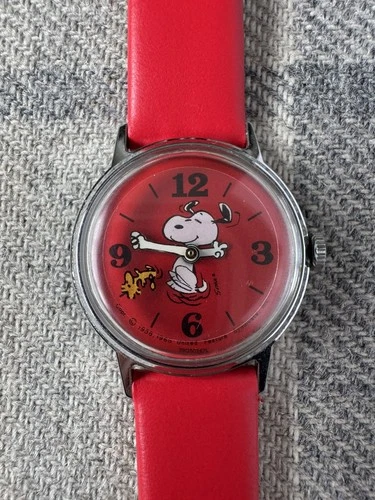 1970s Timex Snoopy Red Floating Woodstock mechanical watch - Vintage working
