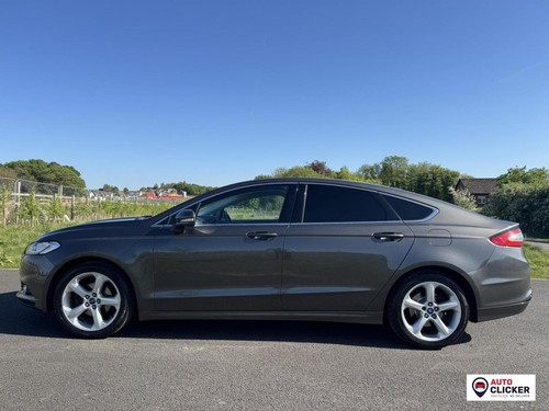 2016 Ford Mondeo 2.0 TDCi Titanium Hatchback 5dr Diesel Manual Euro 6 (s/s) (150 - Picture 10 of 20