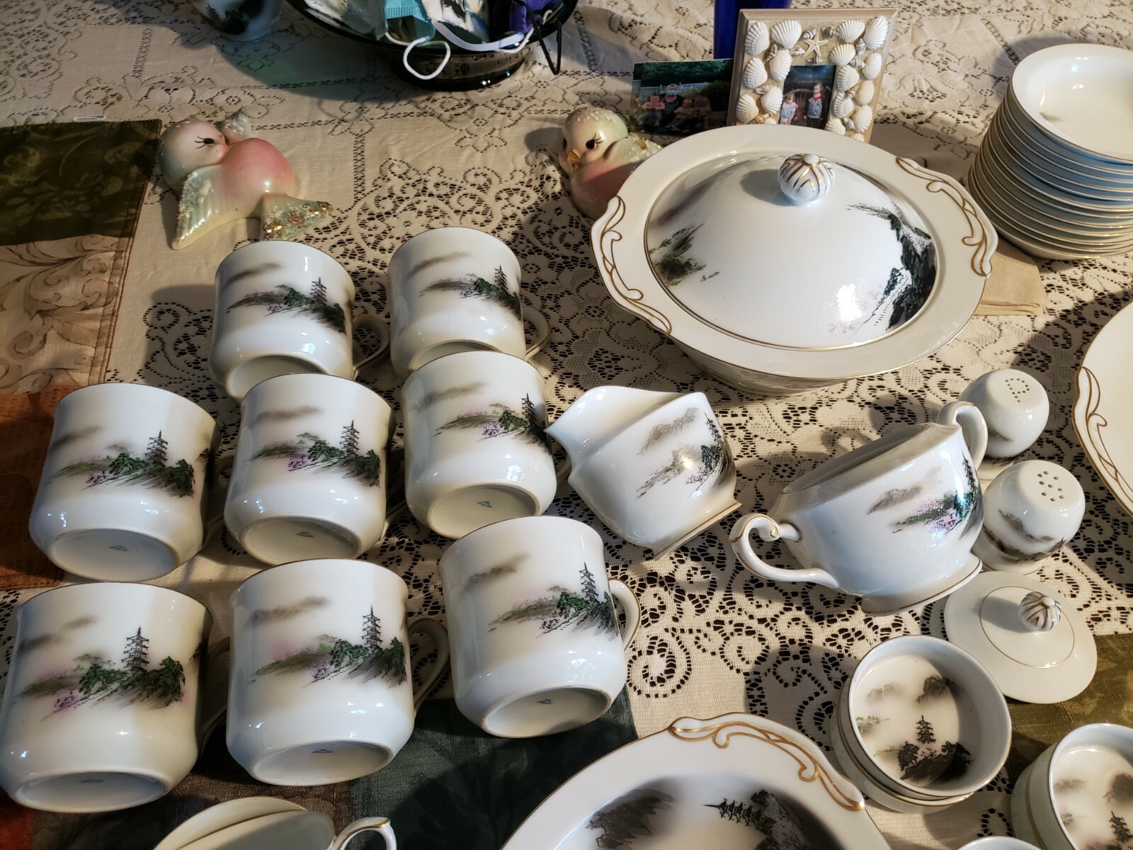 VINTAGE FUKAGAWA ARITA JAPAN PAGODA DINNERWARE SET 106 pieces