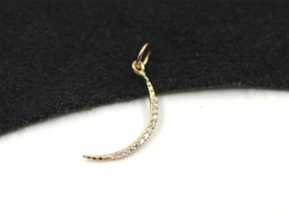 Colgante Luna Diamante Media Luna Oro Sólido 14K Símbolo DE Amor Regalo Navidad. Foto 2 de 4