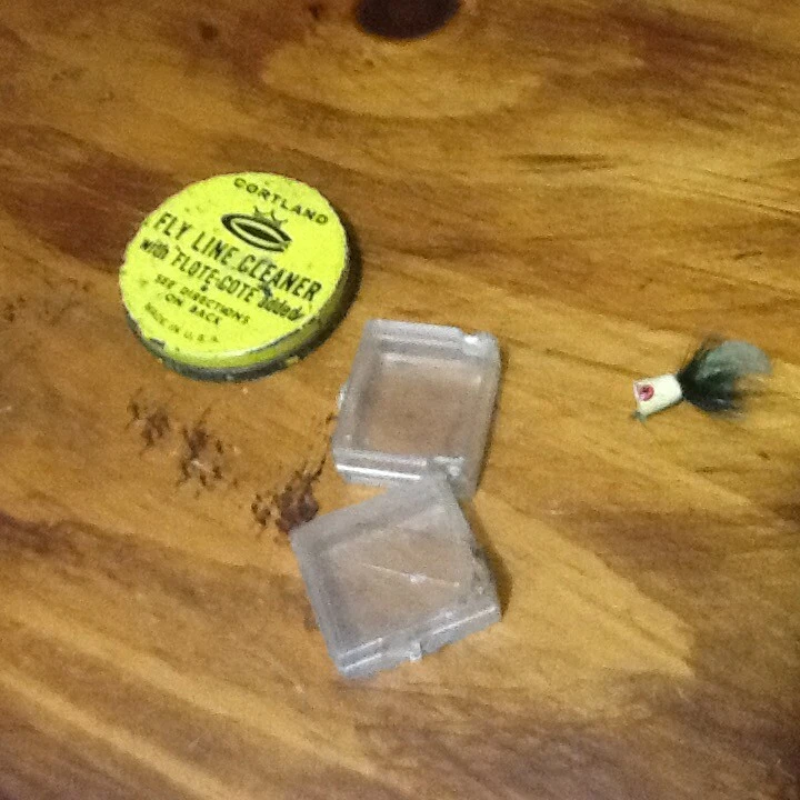 LIMPIADOR DE LÍNEA DE MOSCAS CORTLAND ANTIGUO DE COLECCIÓN, FLOTE COTE & POPPER BUG DE COLECCIÓN  Foto 3 de 4