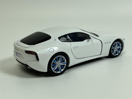 Maserati Alfieri 2014 Concept Blanco LHD 1 :3 2 Luz Y Sonido Tayumo 32125010 - Imagen 8 de 9