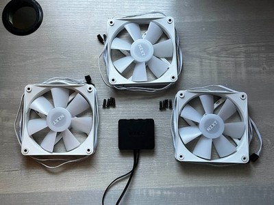 White PC Case Fans NZXT RGB Triple Pack - 3 x 120mm w/ Hub (MISSING SCREWS)
