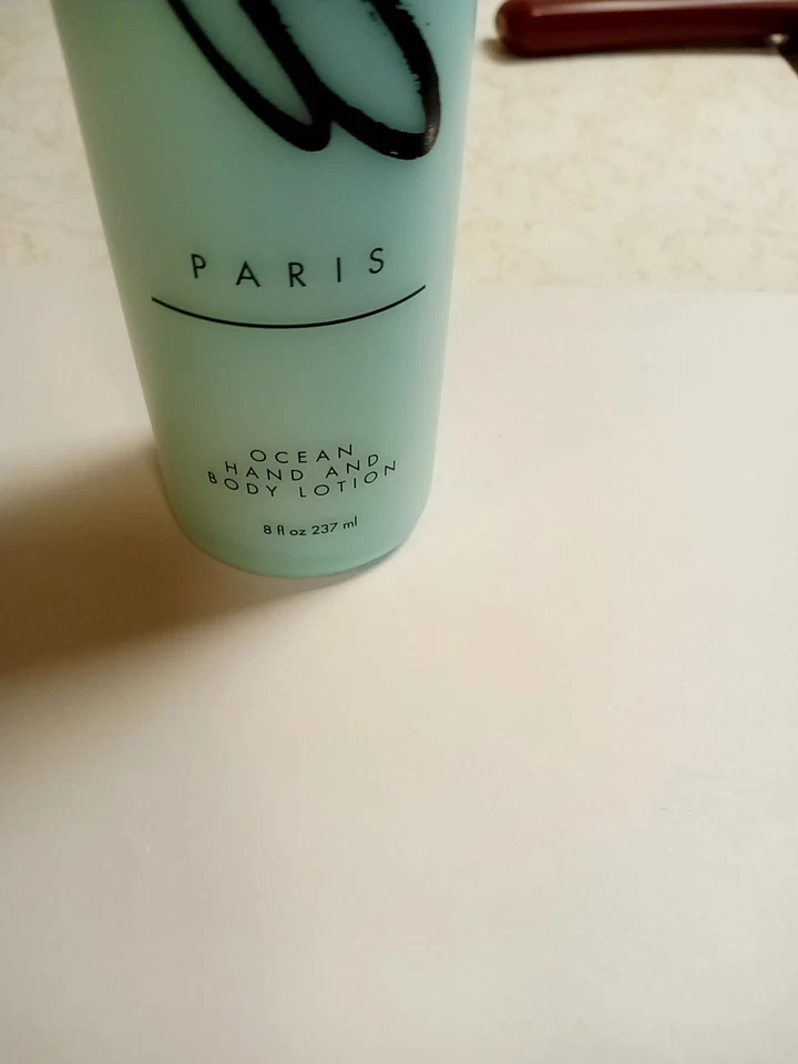 Etre Paris Ocean Hand And Body Lotion 8 Fl Oz Nearly Full - Image 2 of 3