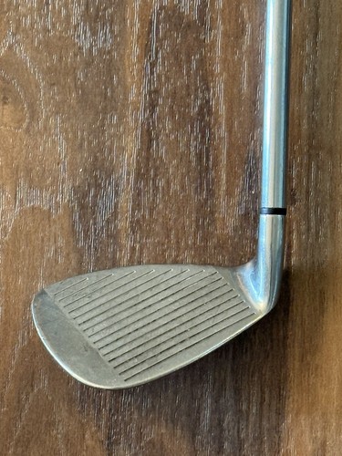 Wilson 1200 Men’s RH Pitching Wedge Regular Steel Shaft 36” With Wilson Grip - Picture 10 of 12