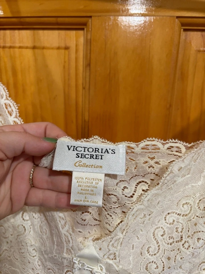 Vestido sin Mangas Colección Victoria’s Secret Floral Encaje Rosa Marfil Vintage Romántico Foto 4 de 4