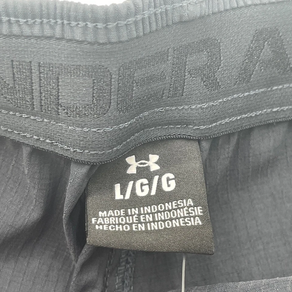 Шорты тканые мужские Under Armour UA Expanse черные свободного покроя для походов на открытом воздухе большие - Изображение 4 из 4