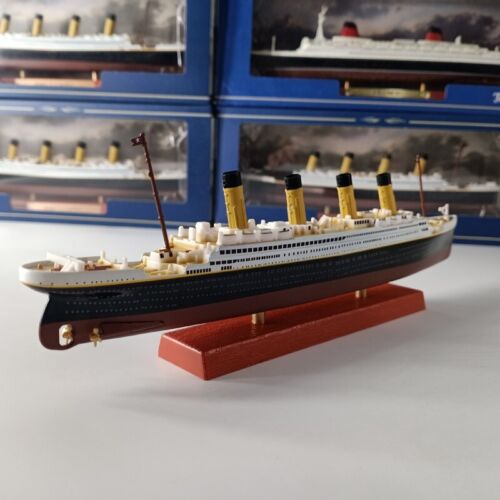 1:1250 Scale Alloy Diecast RMS TITANIC Cruise Ship Model Steamboat Collection - Picture 9 of 24