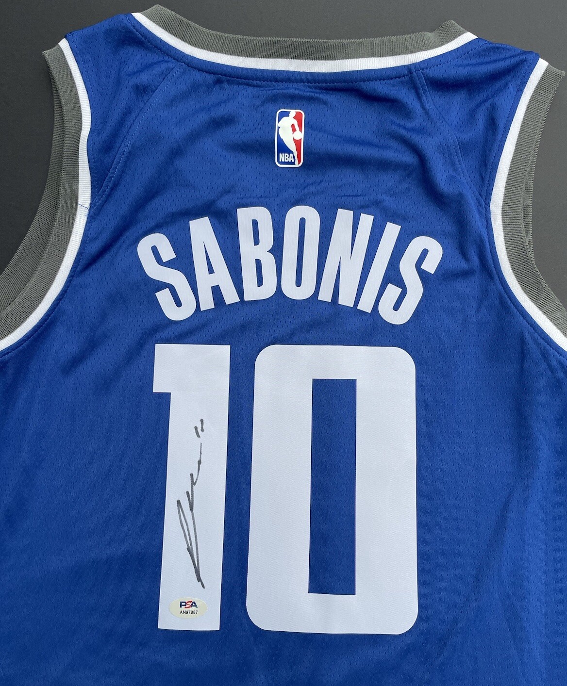 Domantas Sabonis Autographed Signed Sacramento Kings Jersey Psa/Dna Coa 