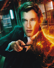 CALLUM TURNER signed autograph 20x25cm BEASTS POTTER in person autograph COA