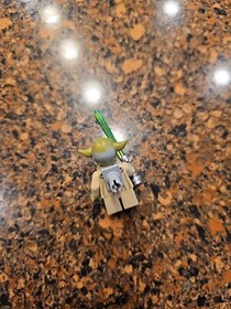 Lego &reg; Star Wars sw0471 Yoda Olive Green Minifigure Figure 75017