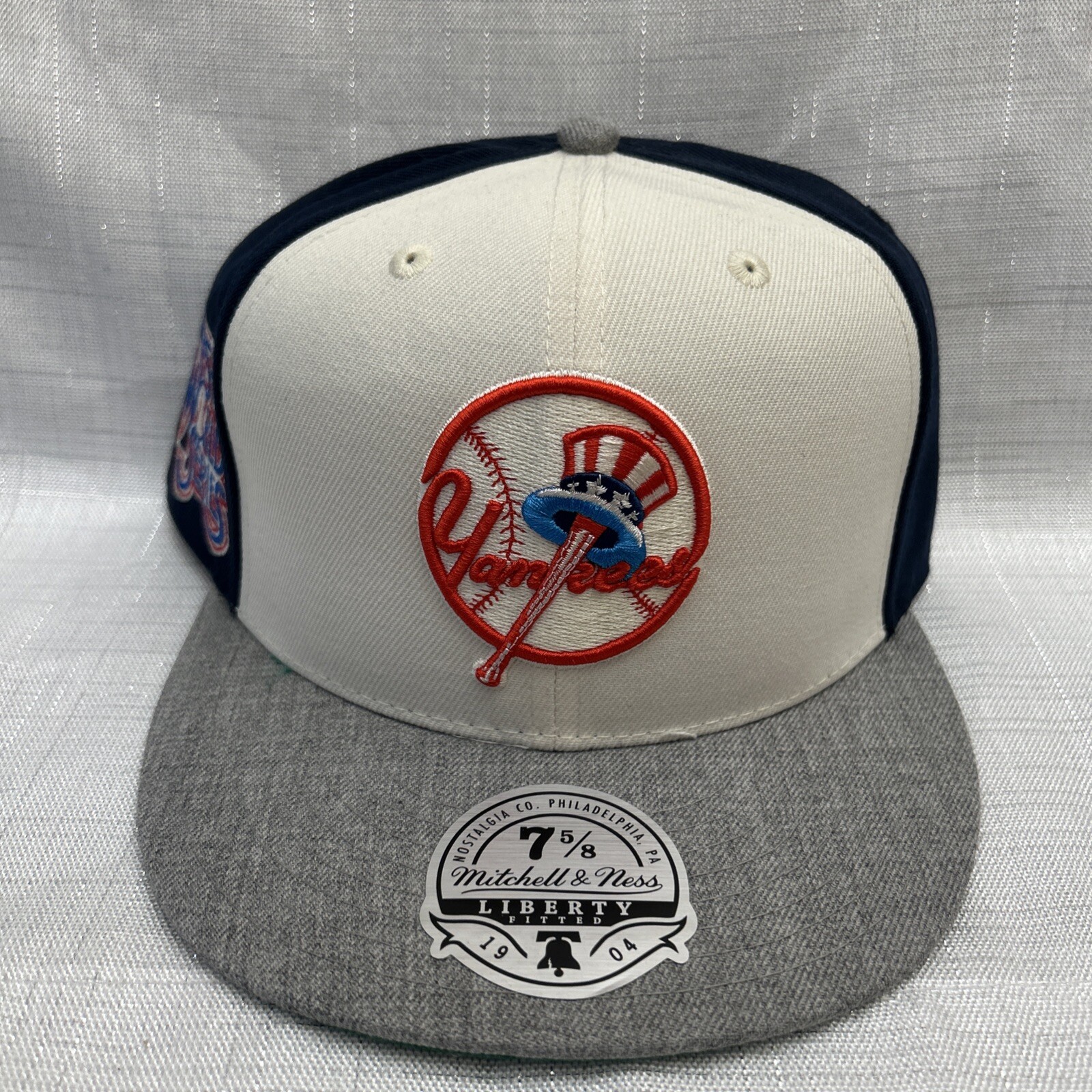 Mitchell & Ness MLB New York Yankees Logo Blue Cooperstown Fitted Hat 7 5/8 New