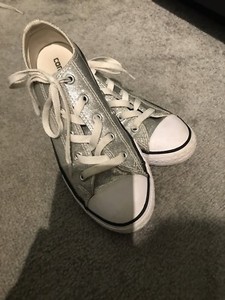 silver sparkly converse