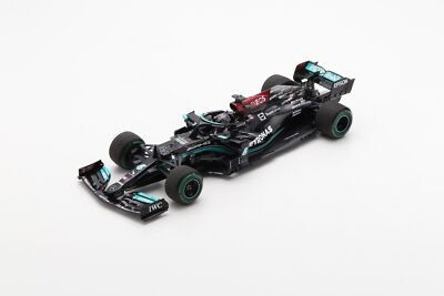1/18 Mercedes W12 AMG Petronas F1 M12 No 44 Winner Russian