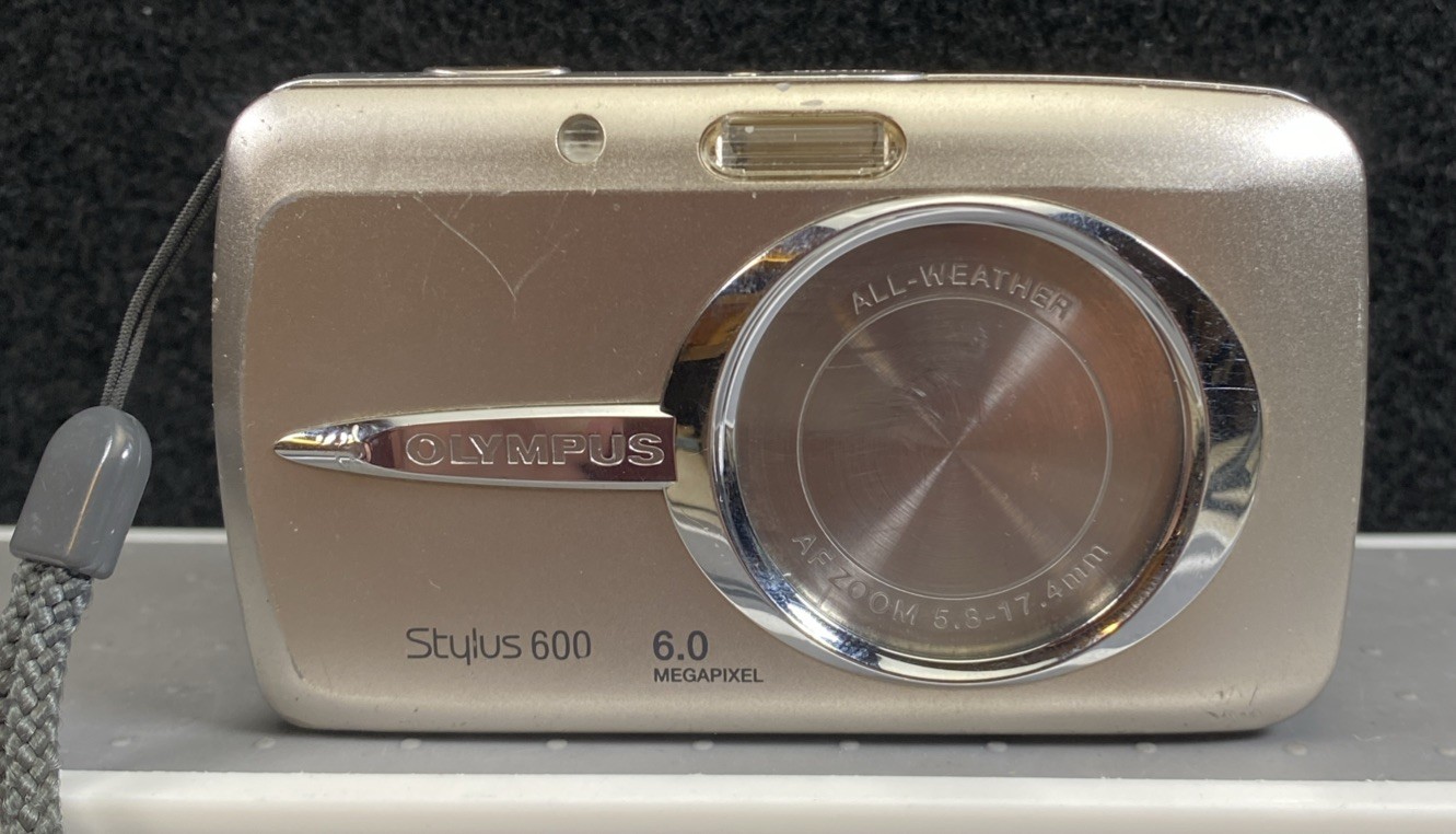 ✅ Olympus Stylus 600 Digital 6.0 Megapixel Digital Camera - Silver/Used Tested