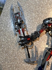 lego bionicle maxilos and spinax Lot 8924