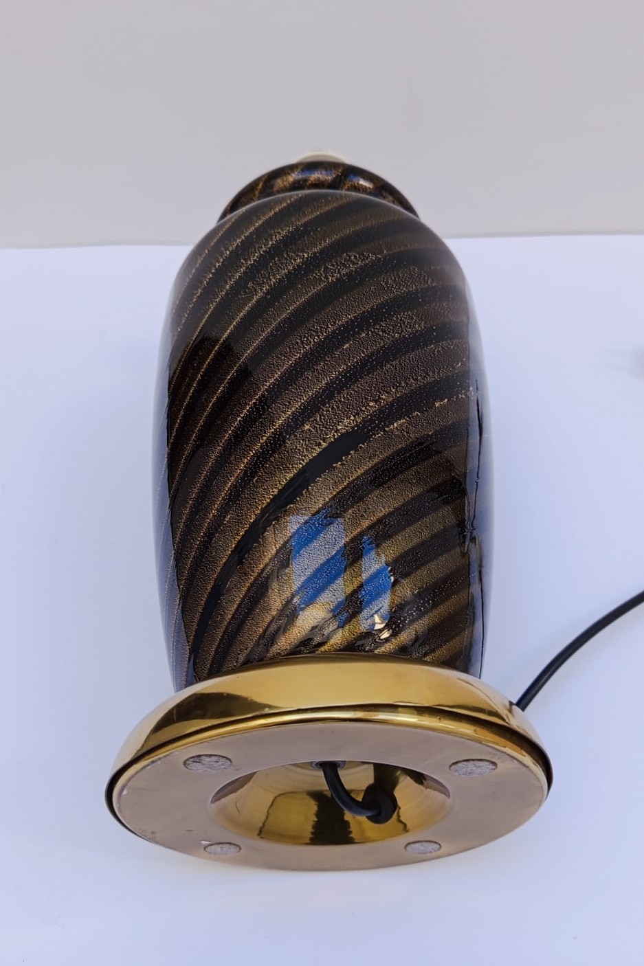 ♥ ELEGANTE LAMPADA DA TAVOLO IN VETRO DI MURANO NERO FOGLIA ORO T. TOMMASO BARBI foto 5