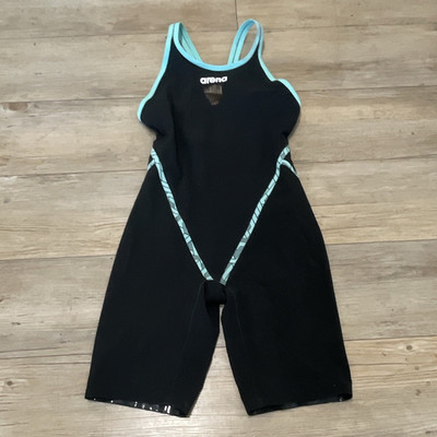 Arena Women's Open Back Primo size 26 used once