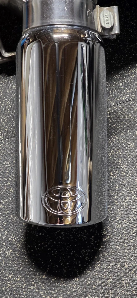 2018 Toyota Tundra 5.7L OEM Exhaust System w/ Chrome Tip – Factory Takeoff –... Foto 2 de 4