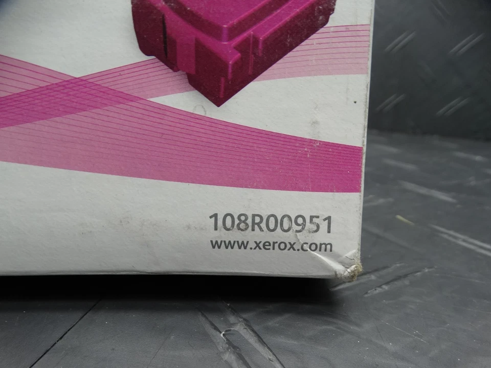 Xerox 108R00951 Magenta Solid Ink ColorQube 8870 8880 Series - Image 3 of 4