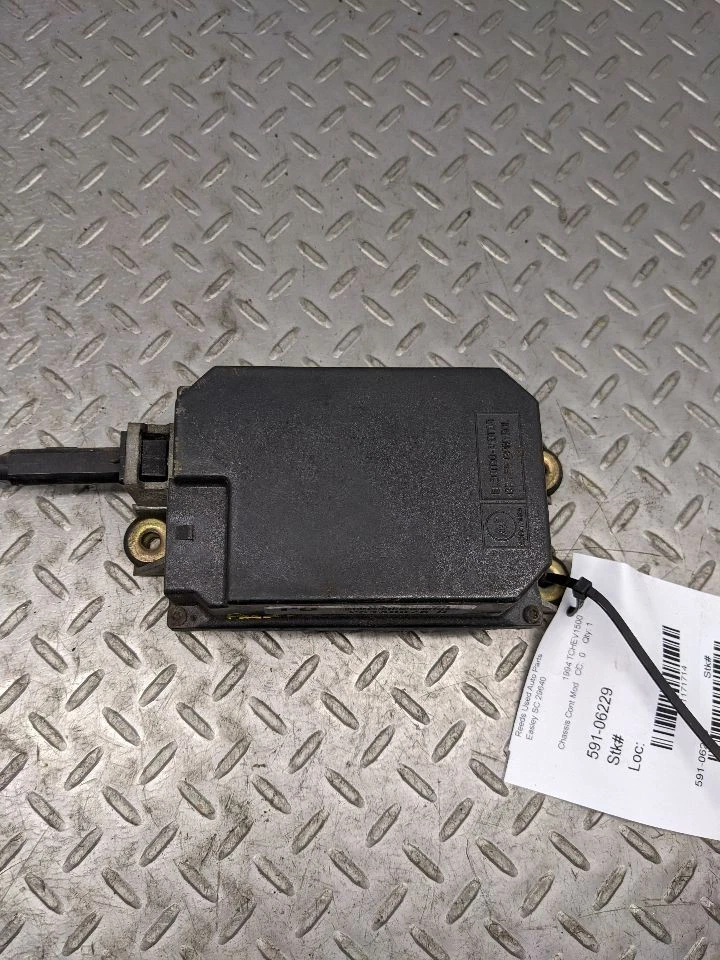 Chassi ECM Cruise Control compatível com 95 BLAZER S10/JIMMY S15 1171714 - Imagem 2 de 4