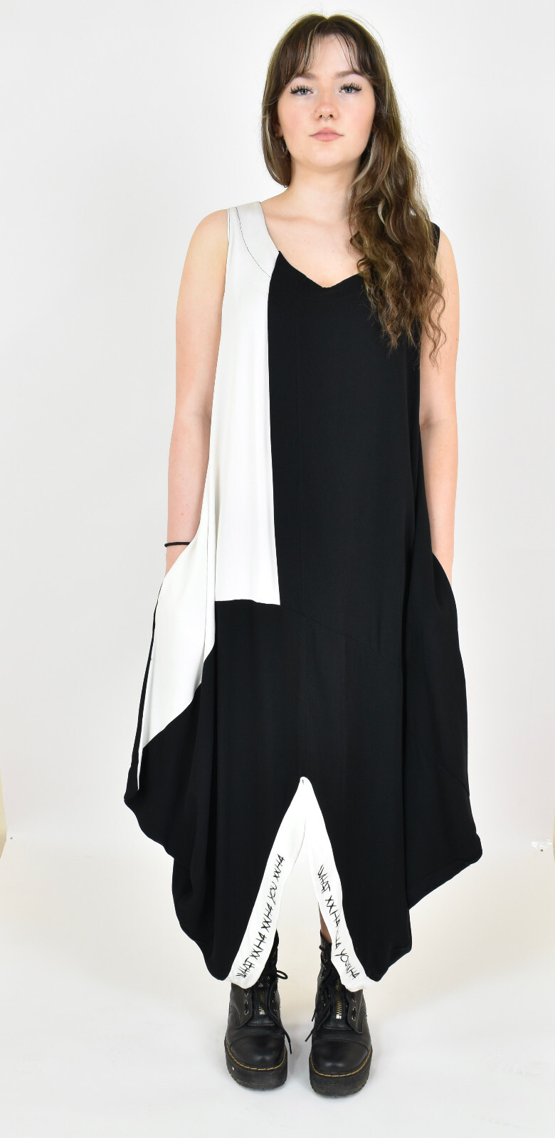 CRAZY H4 white /black asymmetric tulip dress size L/XL