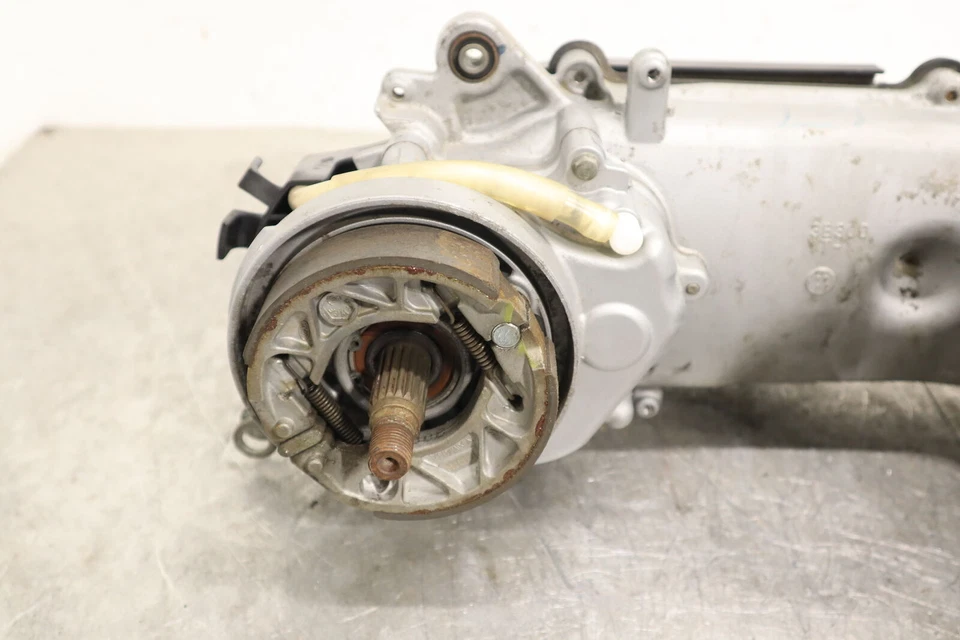 Yamaha C3 XF50 2009 cárteres de motor OEM cárteres de bielas Foto 3 de 4