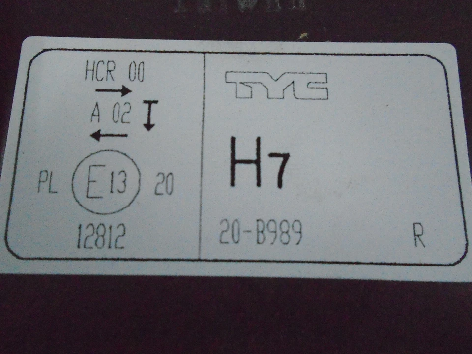 TYC RIGHT FRONT HEADLIGHT FITS VOLVO S40 2003-2007  - Image 2 of 4
